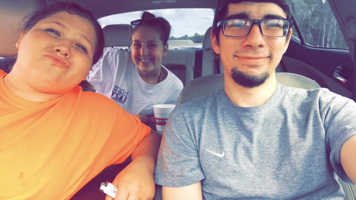 myliee_clairee's tweet photo. HAPPY BIRTHDAY TOE! So blessed to have you in my life for so many years now❤️. Love you so much!! @toriiiii38 https://t.co/7CsrDEjJT5