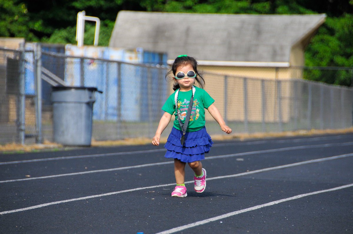 flashframeio's tweet photo. Gotta look glamorous while putting in the work! Check out more photos from the Run With Dad 5K!
#flashframe #glamorous #race #5K #run https://t.co/ouLcSuAU8X