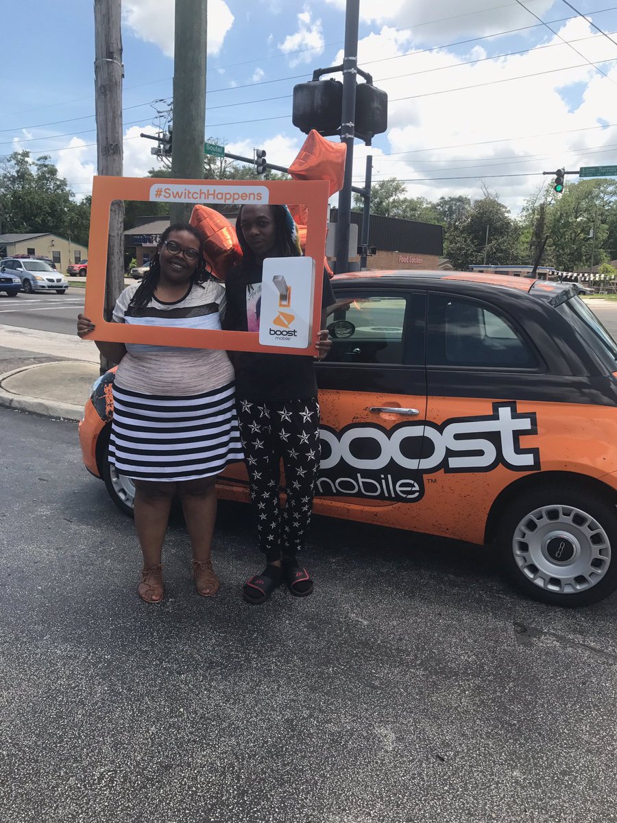 parkwirelessjax's tweet photo. #SwitchHappens @gfresse @NEFFGEN @bryanjohnson151 9307 lem turner rd come see us for free food and great deals 👍🏼 https://t.co/ZZ9YTgxcqq