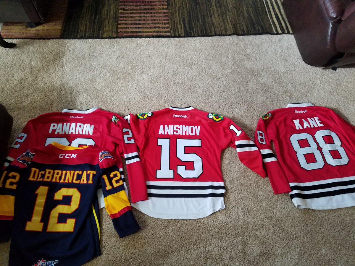 Erik_Kowalczyk's tweet photo. @NHLBlackhawks @Brinksy97
This is the only 2nd line I will accept give the recent circumstances #ripBread https://t.co/zts9Eq6JK5