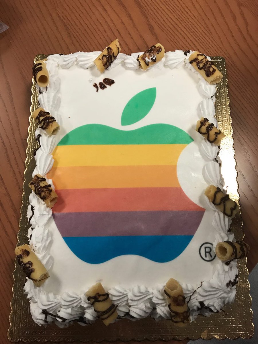 LuisFornaro's tweet image. #Apple #developerAcademy #cake