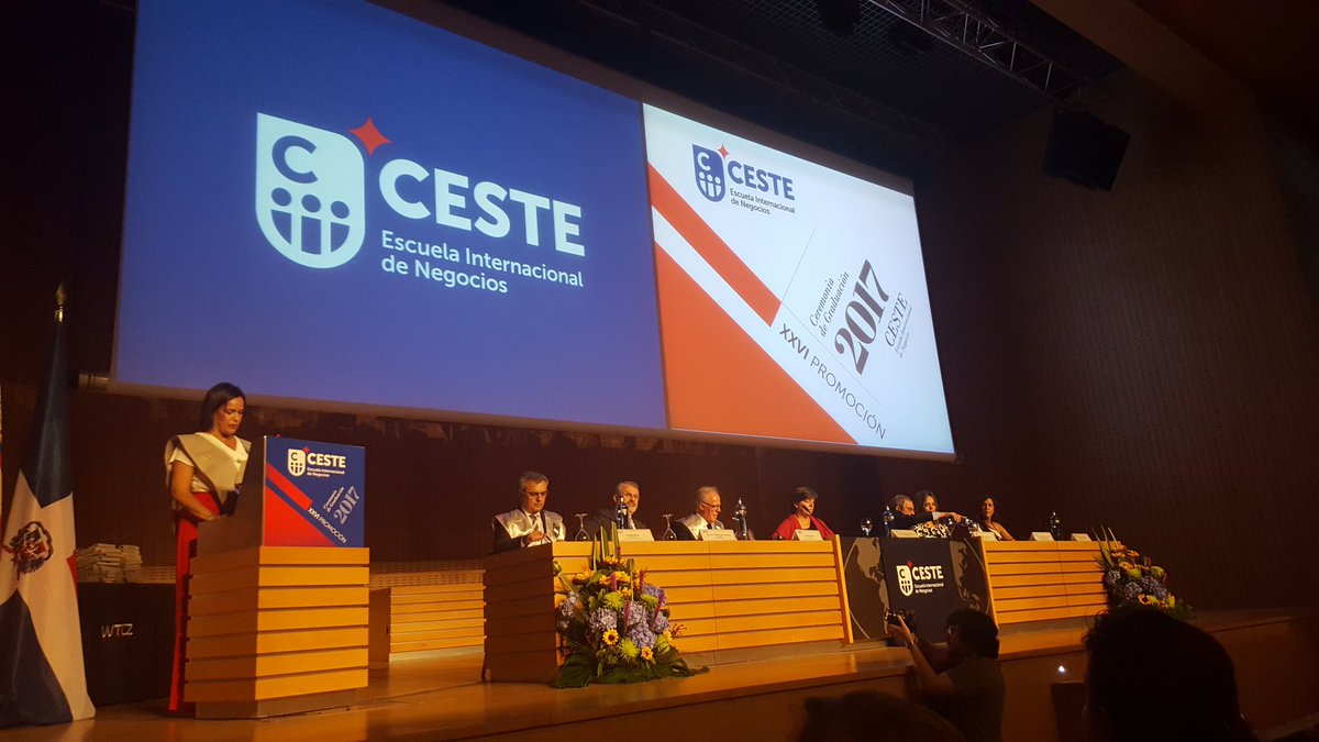 juliajulve's tweet photo. ¡Enhorabuena @ceste_zgz un año más por vuestro acto de graduación y el potencial internacional de vuestra escuela! Qué buen trabajo https://t.co/EvwKjrWiEI
