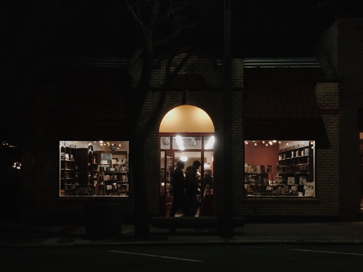 RDRonaldauthor's tweet photo. Unique Independent #Bookstores Across Every US State
https://t.co/QiUjAYnjYa
#BookWorm #AmReading #Bibliophile #BookNut #MoreCoolShit #Books https://t.co/uhTrkXPLUu