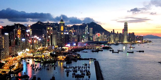 nadianizar's tweet image. An AWS region is making its way to Hong Kong! okt.to/TnhplD @awscloud #managedAWS