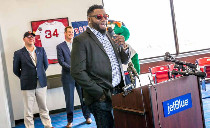 JetBlue's tweet photo. Look who stole #JetBlueBOS Gate #34! Check out these pics from today’s @davidortiz recognition at Boston Logan’s Terminal C. #34Ever https://t.co/H2UoLbYNGU