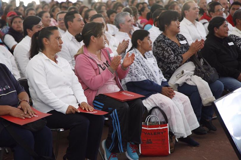 Gloria_RojasM's tweet photo. En Tlaxcala, 96 mil beneficiarios de los programas @Prospera_MX y Pensión de Adultos Mayores, cuentan con seguridad social
#ProsperaTlaxcala https://t.co/qd8s5OuKbX