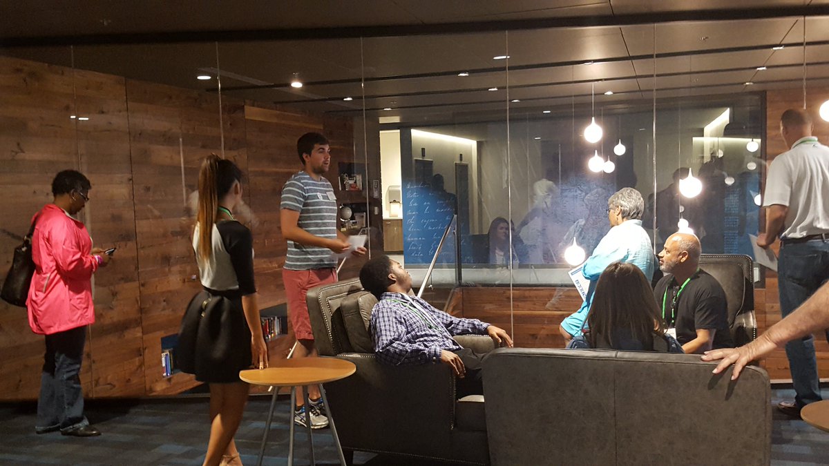 CernerCareers's tweet photo. Check out some more pics from our Family Experience Cerner Day today with #CernerInternsπ #TouchTomorrow https://t.co/UyptkGUOOQ