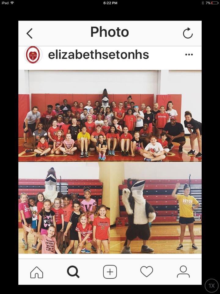 BalloonLisa's tweet photo. Proud mommy moment. My daughter is the new official mascot @ElizabethSeton and made an appearance at camp! #Roadrunner #SETonSeton #MyBird https://t.co/MxPDBn9StL