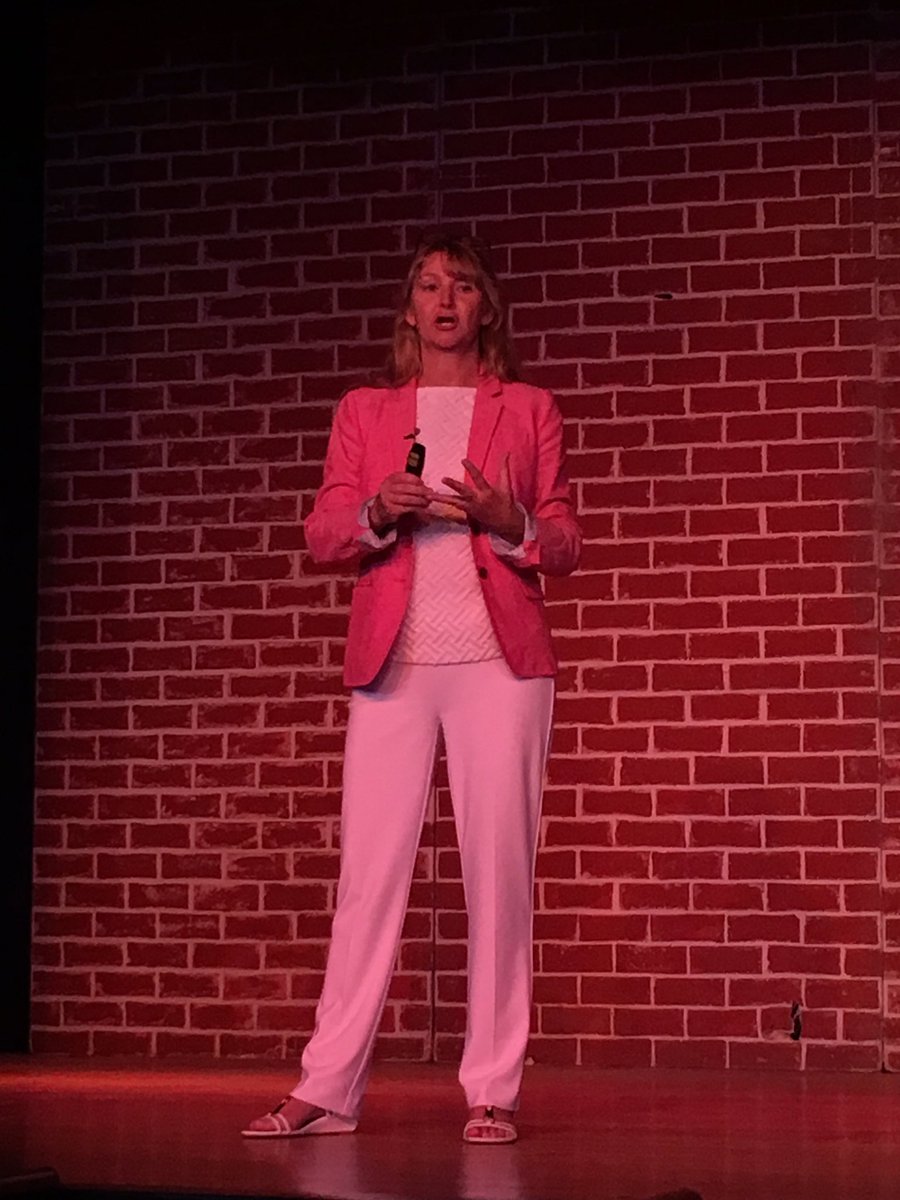 Coach_KevinC's tweet photo. @sharonpopshop speaking on influence and growing your brand. So amazing! #successgps #getyoursuccess https://t.co/SNGbbDvQIY