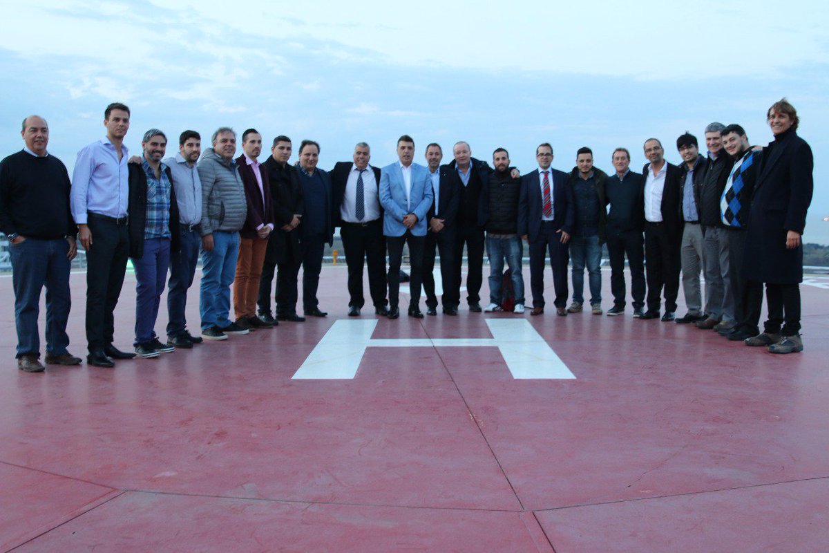 En Huracan hay un candidato que quiere transparentar todas las cuentas del Club  palermonline.com.ar/wordpress/?p=6…
#AncaPresidente