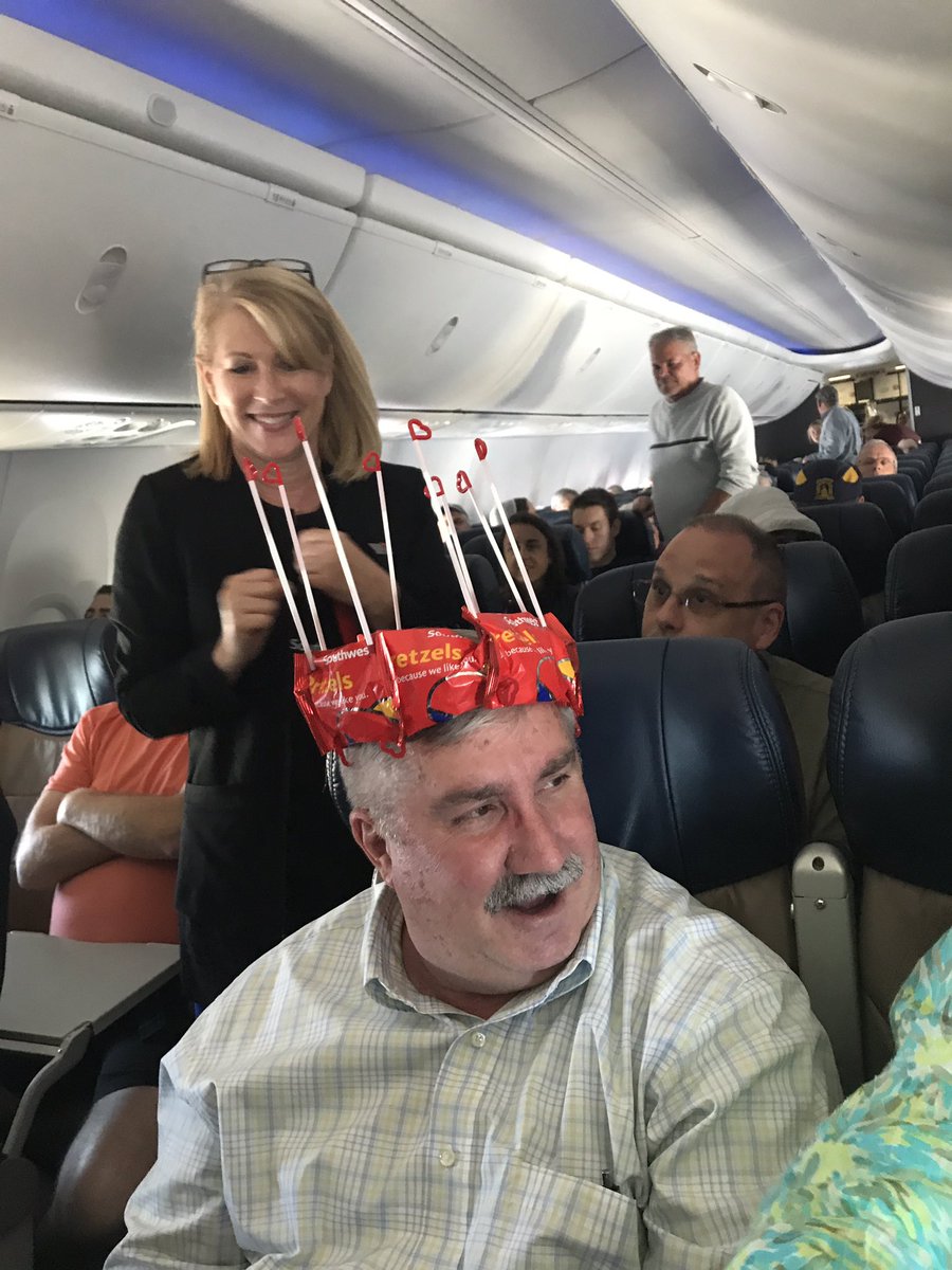 vickiep4's tweet photo. Happy birthday to @NFSAorg board member #TerryVictor -- it's your BIRTHDAY of #luv #highflyingfun @SouthwestAir does it right! #SWARoyalty https://t.co/oasBrtTFbe