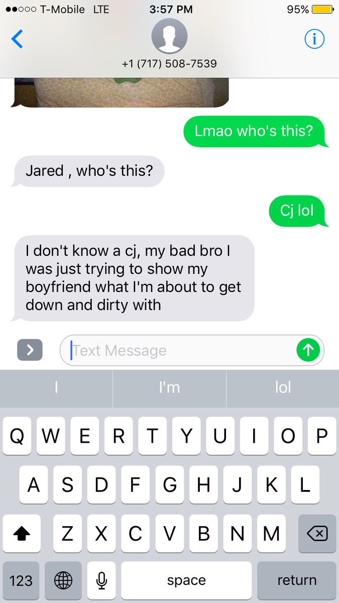 CDS2386's tweet photo. BRUH. WHO'S MANS?! https://t.co/UAphjVjFGH