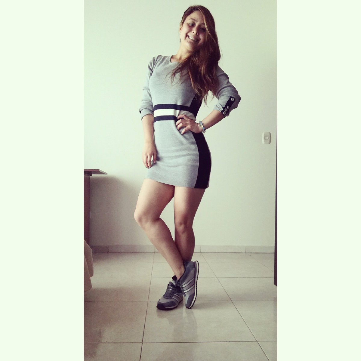 Alejandra21345's tweet photo. 😊 https://t.co/tDYPAKEe38