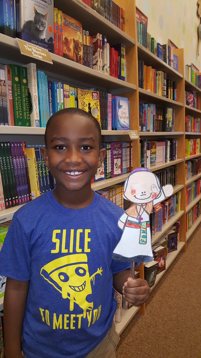 SPXSchool's tweet photo. #PaperPius and rising 3rd grader Joseph Harrison, took a trip to Barnes and Noble to pick up some new books to take on their Texas vacation! https://t.co/i577Y5gzAf