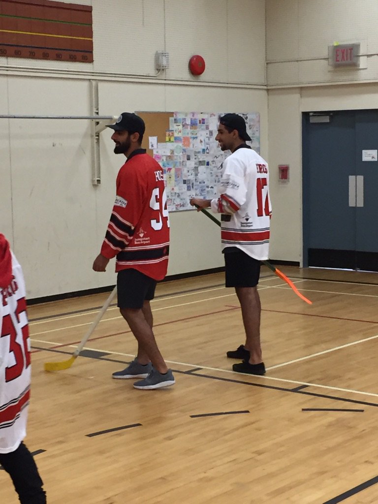 heroshockey's tweet photo. @jujhar94 brought his "little" bro @SCBroncos @SKhaira12 &amp; @WHLHitmen @jakob_stukel, all proud Surrey boys, to spend time w our Surrey Heros https://t.co/FiXkSJTFQW