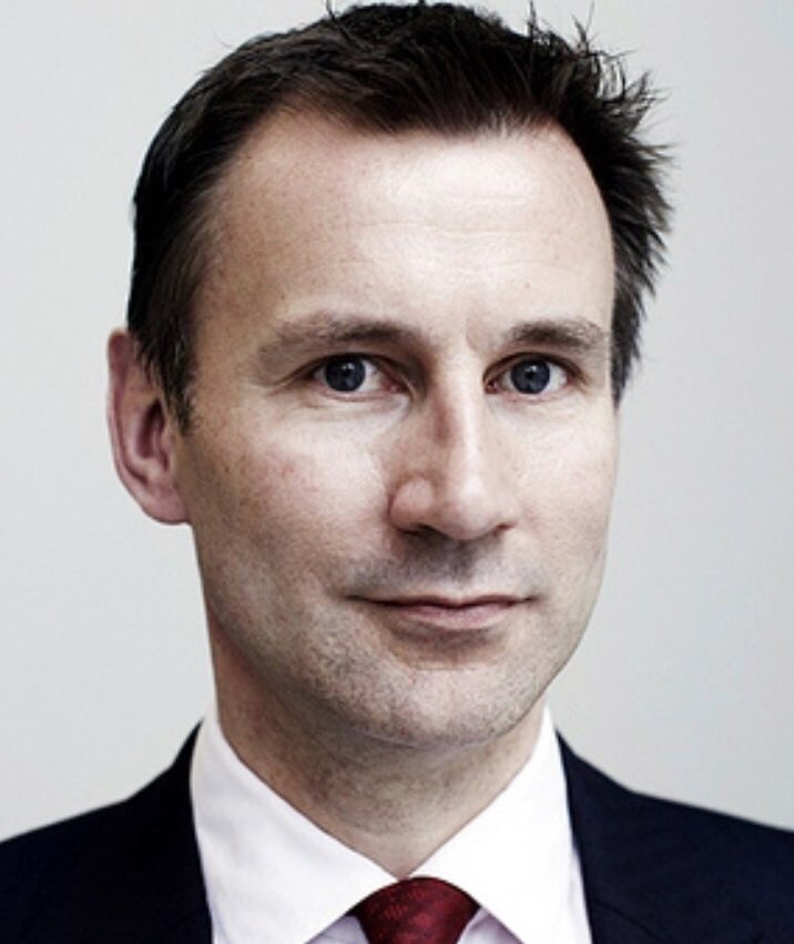 NHSMillion's tweet photo. So the £4K nursing bursary has been scrapped and instead we pay £5K to recruit from overseas - can't you do basic maths Jeremy? https://t.co/sYa7HnxZ1P