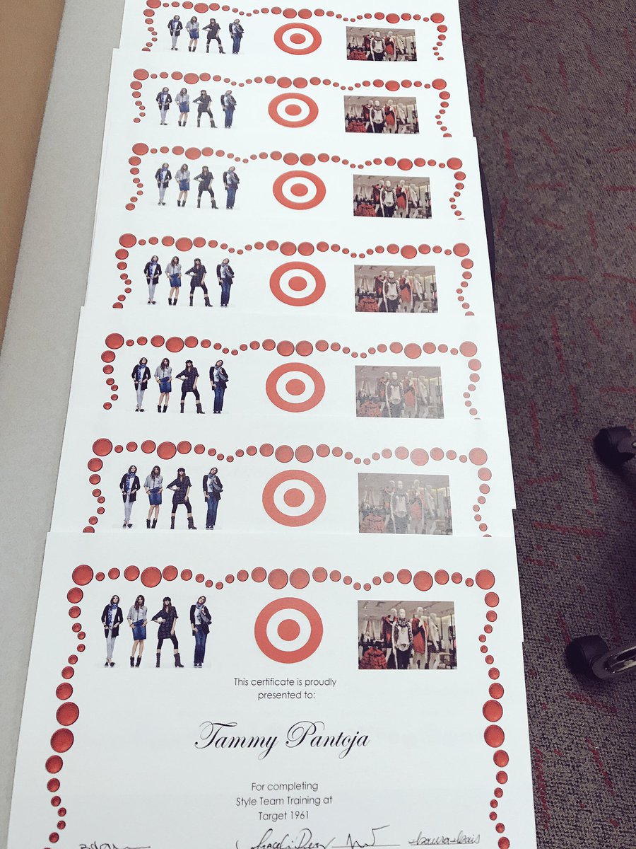 Aracelii_perezz's tweet photo. It's official we have our style team ready 👍🏻💪🏼🙌🏻 #StyleTeam #D232LivesInBeastMode https://t.co/qBZDCmkIzF