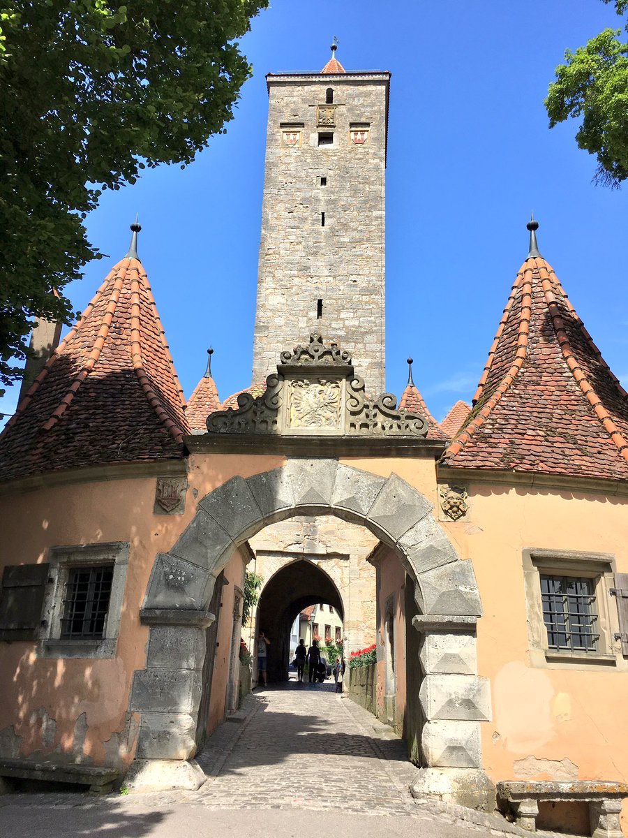 Frau_kimmie's tweet photo. This afternoon: Rothenburg ob der Tauber on the Romantic Road #notdisneyworld https://t.co/rqskD2cSYr