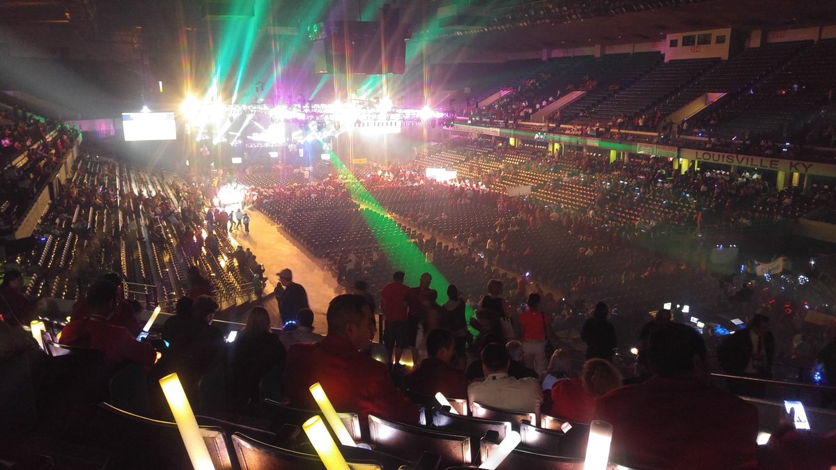 DamianPilot382's tweet photo. Ready for Champions night at #NLSClive17 https://t.co/BRmVvZtt1K