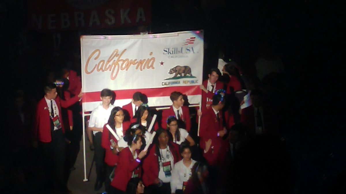 SkillsUSASPHS's tweet photo. Love to support our home state at #NLSCLive17. Go California! Golden State, golden medal! 🏅 🏅 https://t.co/bgtaOGIu73