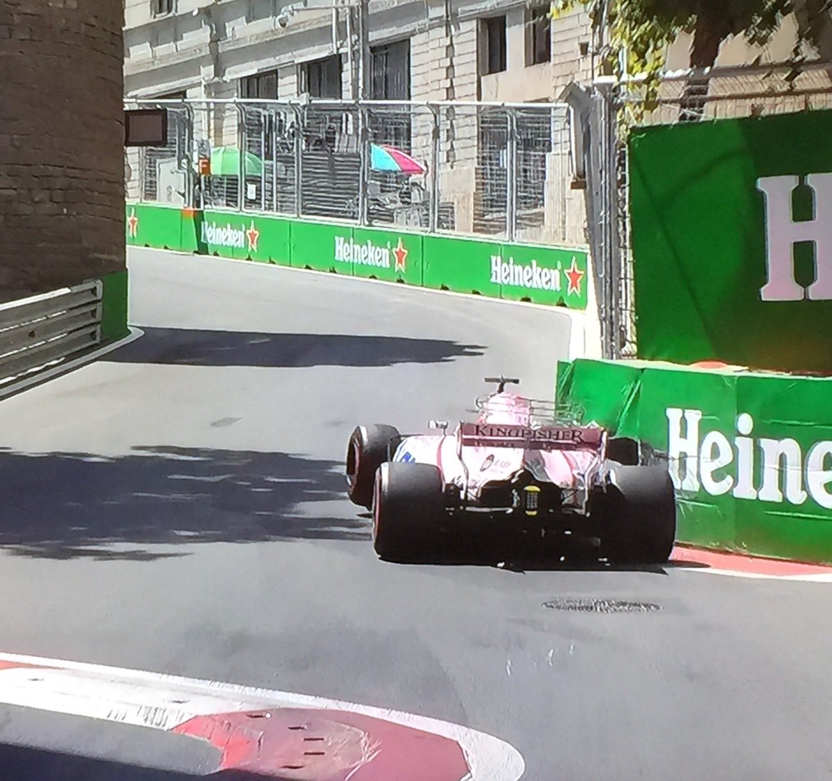 TriPhotographic's tweet image. #Crashoftheday #PEREZ #ForceIndia 
#F2 #BakuGP #AzerbaijanGP 🇦🇿 #F1 #GPAzerbaiyan #gp #GpBaku #gomax