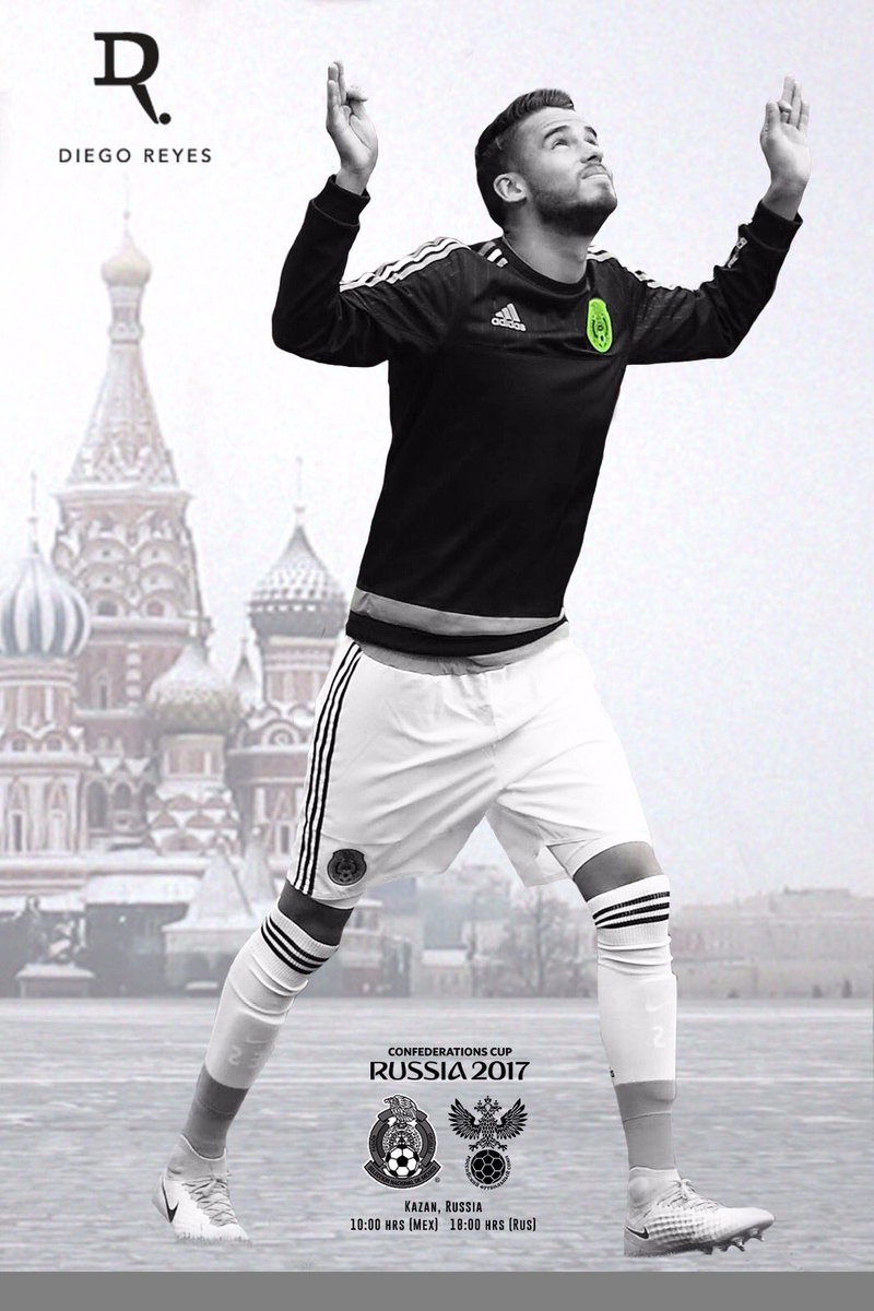 DiegoReyes's tweet photo. Los pies en la tierra, la mirada en las estrellas y el escudo de mi país en el corazón #vamosmexico 💪🏾🇲🇽⚽ https://t.co/DUt5zaPatA