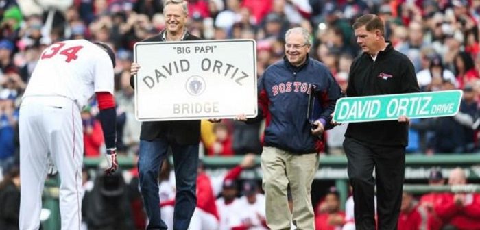 Orlandomendez7's tweet photo. En @FDeportivaRD llevaremos paso a paso el retiro del número 34 d @davidortiz #Sazonando los contactos en vivo 106.9 y 102.7 FM @pedroperezs https://t.co/xb8uXJjiXu