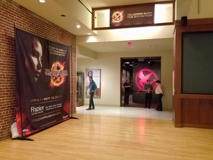 FactsJLawrence's tweet photo. El 13 de Julio la Fundación de Jennifer Lawrence realizará un Pijama Party a Beneficio en el Museo Frazier. #FactsJL https://t.co/IpHMtSlw87