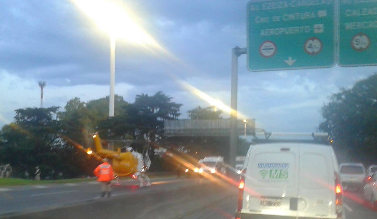 AlertasTransito's tweet photo. Es una alerta @segurarse ATENCIÓN SUPER DEMORAS #choque en Dellepiane altura #GralPaz ingreso de Richeri a CABA https://t.co/Ws77m2A6gE
