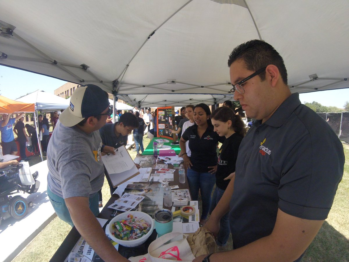 RealEnactusRGV's tweet photo. Enactus at our first #utrgvorientation of the year! Always looking for brighter minds to help out our organization! https://t.co/Q4KTeT93KY