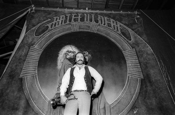 Happy Birthday Robert Hunter!!! 