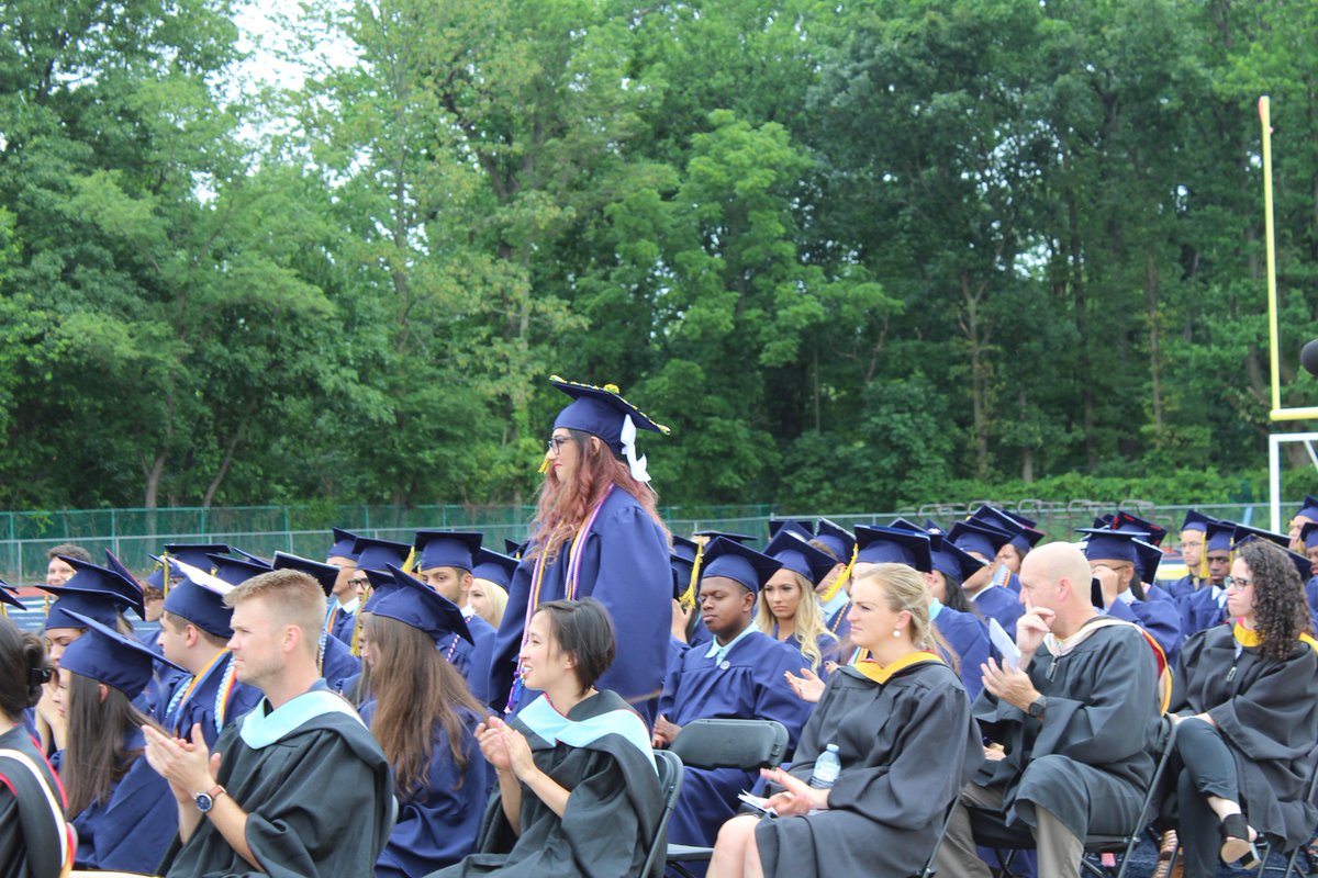 ColoniaHigh's tweet photo. 2017 graduation of Colonia High @WdbgSchools @ZegaRobert @njdotcom @News12NJ @WoodbridgeNJ #coloniapride #chs50years @colonia_2017 https://t.co/rXw1grbhE4