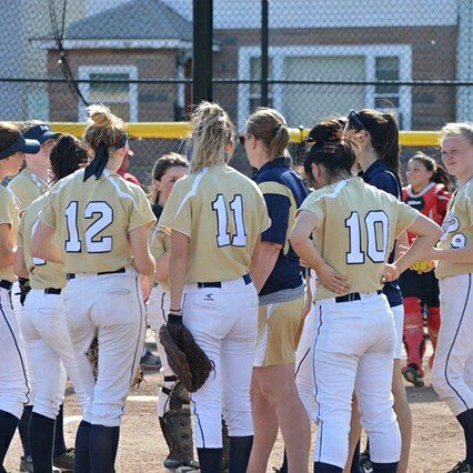 MaldenHS_Sports's tweet photo. Lady Tornado Softball Car Wash Fundraiser! Tomorrow 9-1 MHS parking lot (off Ferry St)! Support Lady Tornados! @NewsMaldenMA @MayorOfMalden https://t.co/xK0kMGPeFS
