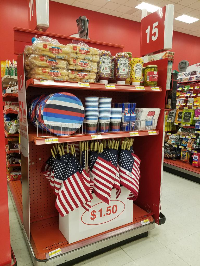 GabrielaRios23's tweet photo. Can I help you find something? #fireworks & #bbq #1168thepark #vmldiaries #drivesales @ZackPapes89 @ashhyne @Tim_Heit https://t.co/PpOi3NRaGF