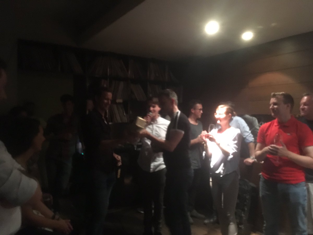 STATIONFRM's tweet photo. Heute Abend startete die erste "My CEO is a DJ" Veranstaltung und der CEO von @creditshelf hat den Pokal geholt! #startup #party #music https://t.co/AmK6UFLezI