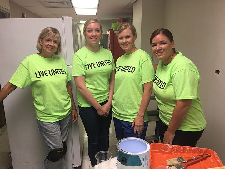 KPM_CPAs's tweet photo. #KPMSponsored #DOC25 was a HUGE success - #TeamKPM volunteered at @UnitedWayOzarks, @myharmonyhouse, @arcoftheozarks, & @NAMISwMo. #KPMCARES https://t.co/COmafdWT3C