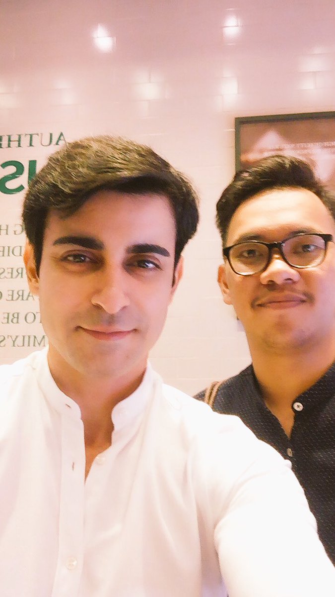 With my LO Billy(Super Boy) <a href="/billyerrick/">Billy Errick Kaligis</a> <a href="/whatsonANTV/">ANTV</a> .. he took really good care of me in Indonesia.. At the airport.. Mumbai here I come😉