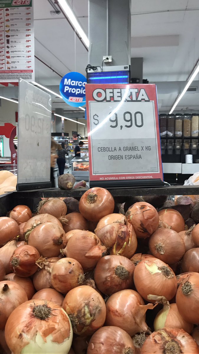 precioscuidado's tweet photo. Hola Productores de Balcarce y Tandil - La cebolla ya no es producida por ustedes, ahora viene de España #Cambiamos @FernandezAnibal https://t.co/7YYUxYJPUi