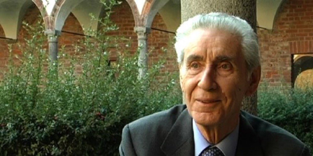 enzobianchi7's tweet photo. Addio a Stefano Rodotà amico,maestro:
ha sempre combattuto
per la democrazia
e ha mai compiaciuto il Potente di turno https://t.co/FwoXuzhHpB