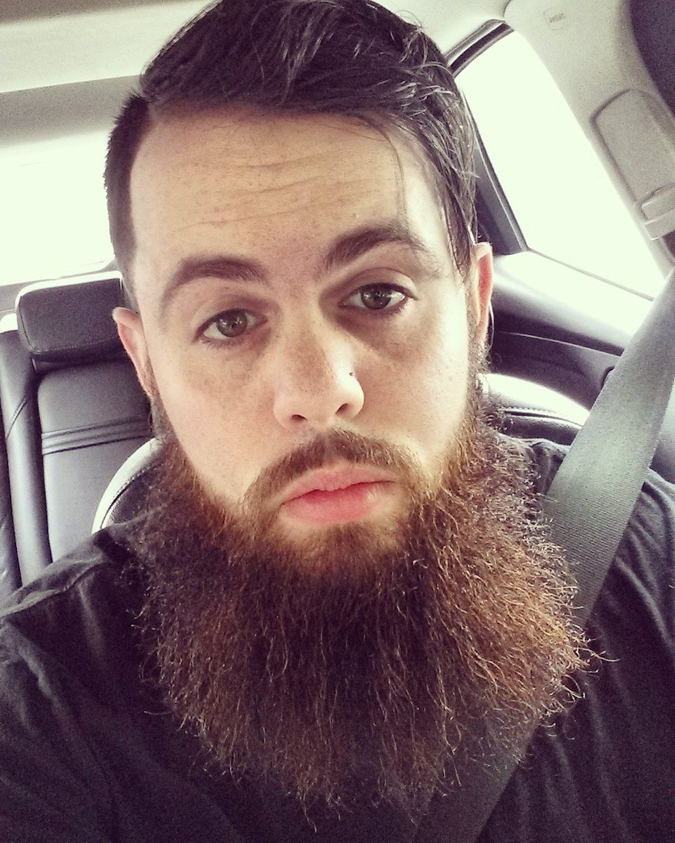 JohnnyMahoney_'s tweet photo. Barber flexed my beard for this cut 🔥
#BeardGang https://t.co/HQLwrUyFM9