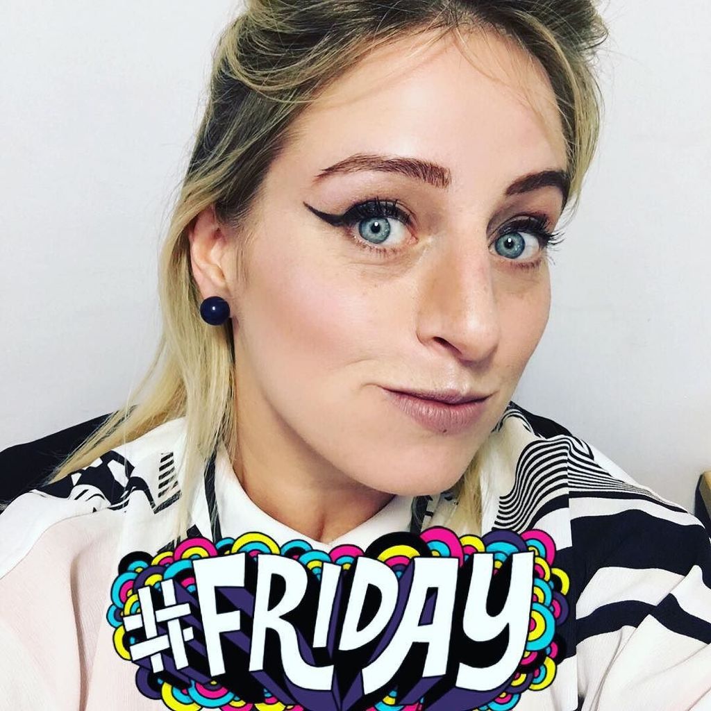 jaynem27t's tweet photo. #selfie #friday #followfriday #liquideyeliner #wingsonpoint #youniqueproducts #makeupoftheday #makeupaddict #selfi… https://t.co/ibUhVIKRJH https://t.co/Cq13qhgSCo