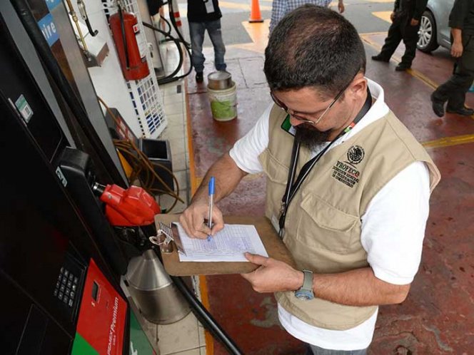 Wowrale's tweet image. #ConsumidorPue Multa Profeco con 108 mdp a gasolineras por ‘transas’ bit.ly/2t4FRzj #Puebla