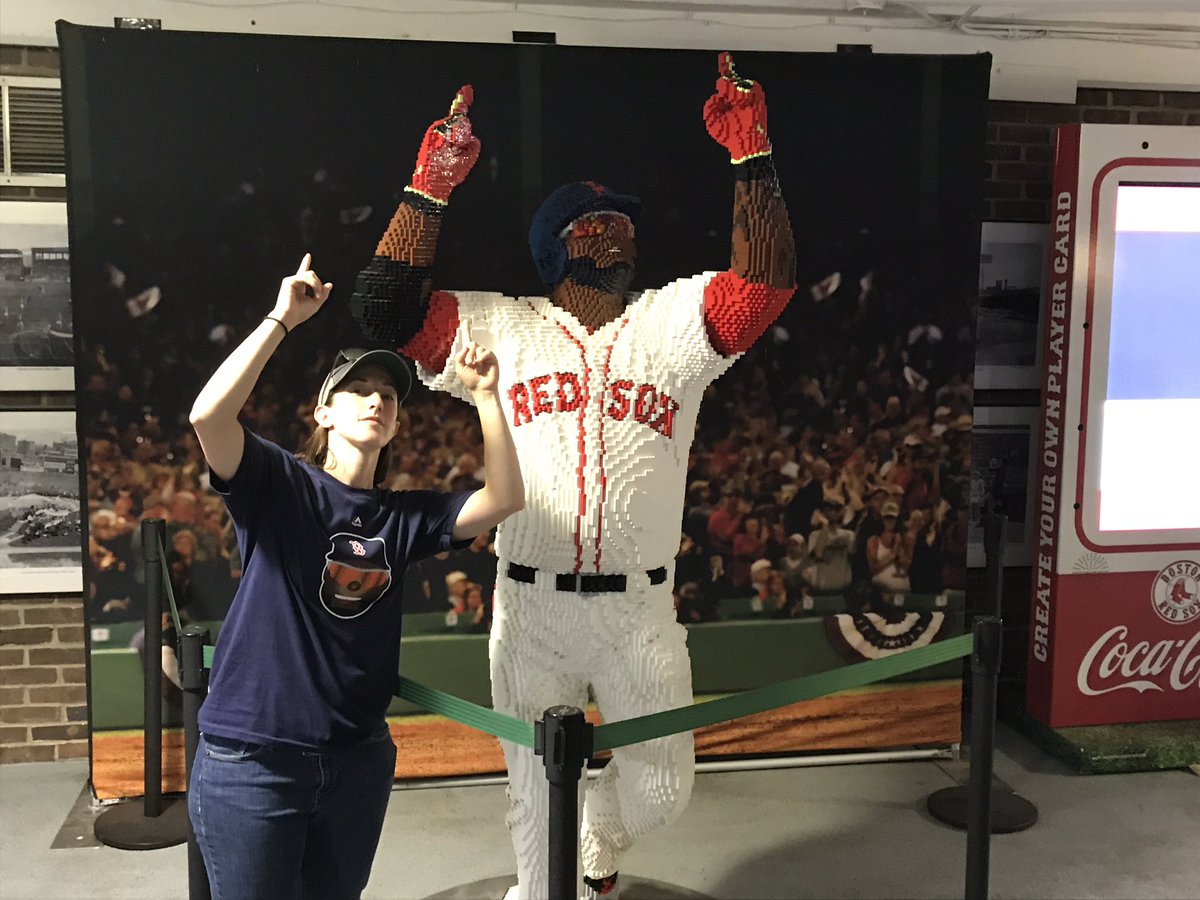 PanthersCoachV's tweet photo. A very special Happy Birthday to @Vieira621 celebrating the career to the man @davidortiz @RedSox #cheersbigpapi #BostonStrong https://t.co/5OVAXQbote
