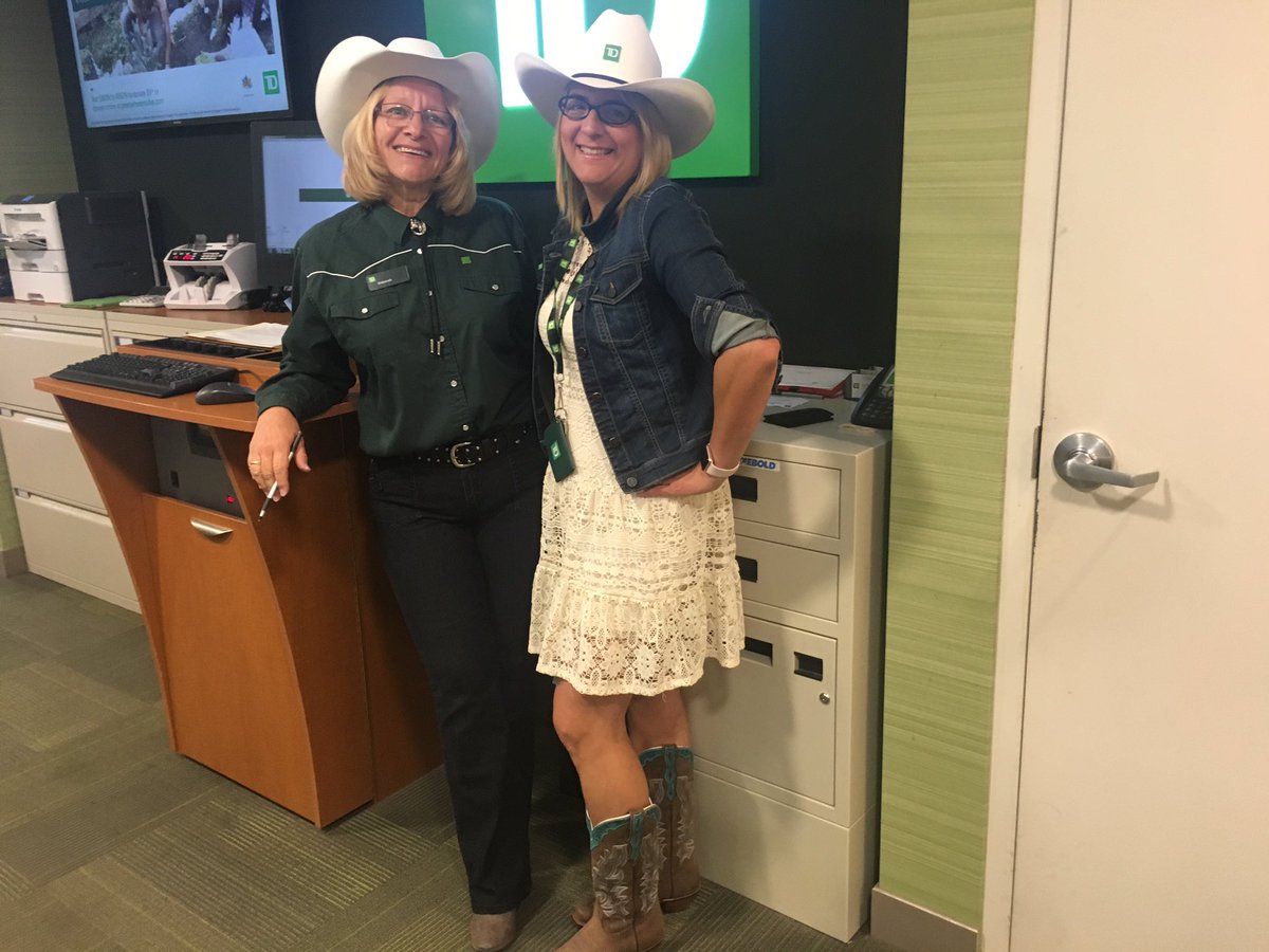 kristenkeeleyTD's tweet photo. It's rodeo weekend in @TownOfHighRiver #kickthedustup #httw1 @SeanHopkinsYYC @christinewelke3 @Sidney_Ottmann @BrianGervais_TD https://t.co/WHVuMSL6o1