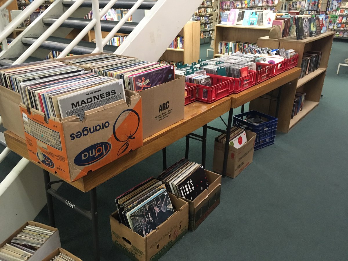 Wee Book Inn tweet media