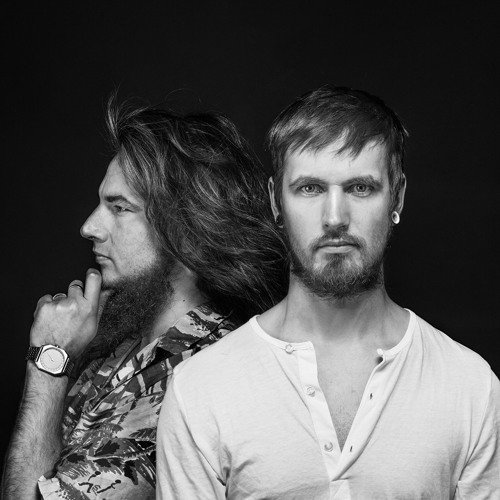 #AHORA! Están escuchando 'UNER - Skylon (Monkey Safari Remix)' vía <a href="/solardistance/">Solar Distance</a> <a href="/unermusic/">UNER</a> <a href="/monkeysafari/">Monkey Safari</a> #radio #NowPlaying