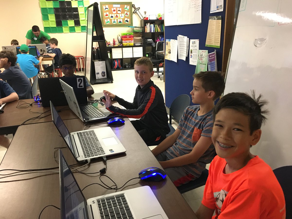 GameStartSchool's tweet photo. First week of #SummerCamps are in the books! Join us next week for 3D Printing camp: https://t.co/YKsT9EshIM #annarbor #LetThemPlay https://t.co/rK8itMZzRt