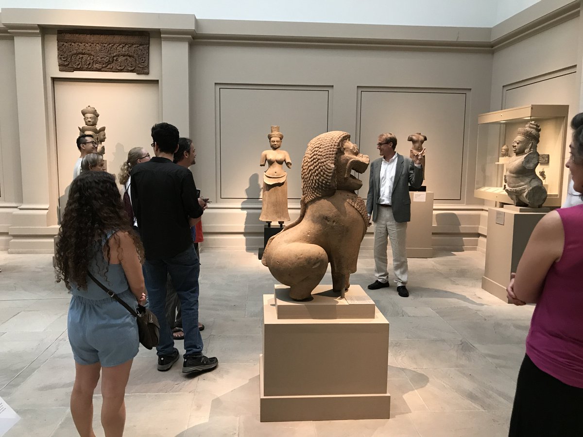 metmuseum's tweet photo. Part of our 9-Minute talks, #MetCurator @KurtBehrendt discusses gender variance in Southeast Asian sculptures. #MetFridays https://t.co/rHumd1jgBN