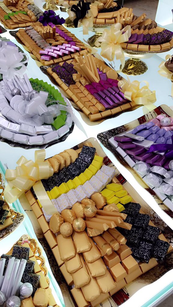 تقديمات وتوزيعات بنكهات لذيذة متوفرة لدينا واسعار مناسبة للجميع زورونا وتجدون مايسركم 🍫✨