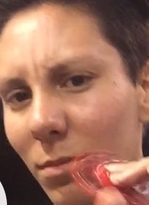 CJsFace's tweet image. Look how masc boi I am with fig spins